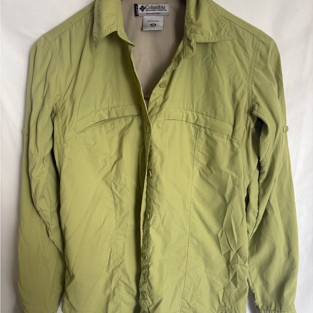 Columbia Women’s XS Light Green Long Sleeve Shirt, Activewear Top, Hiking Top